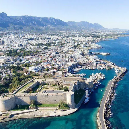 Kyrenia Centre Apartament